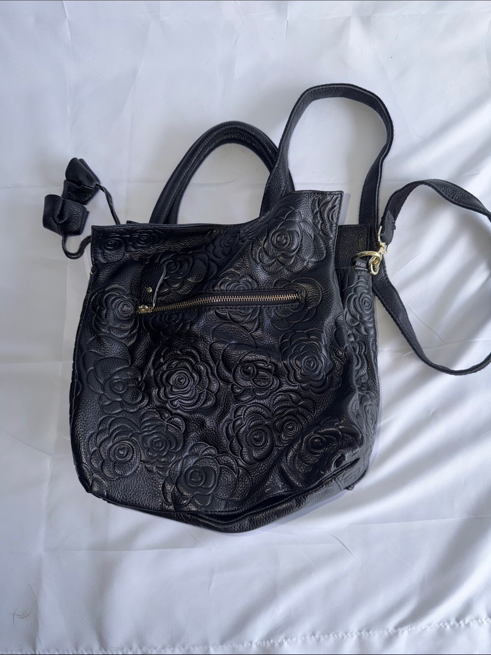 Embossed Floral Black Shoulder Bag with Zip Pocket